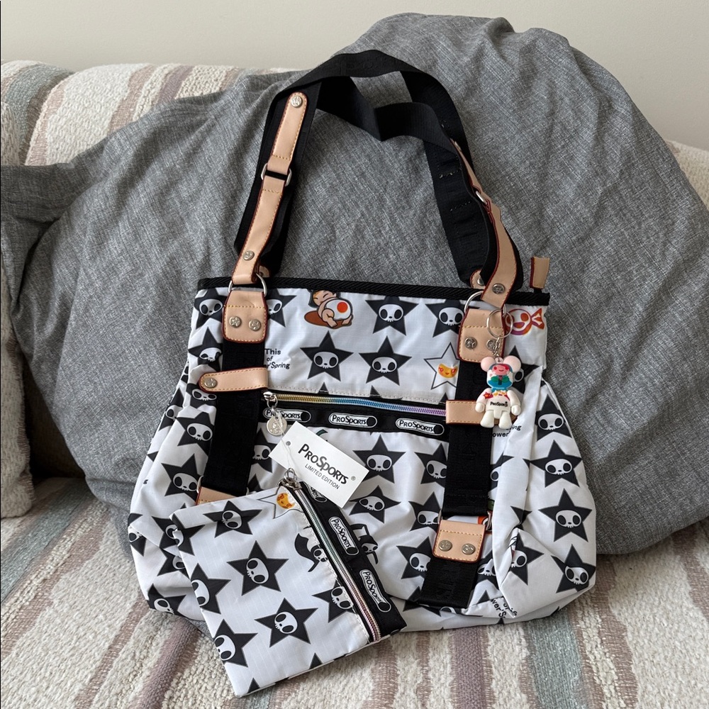 Skull Print Tote Bag